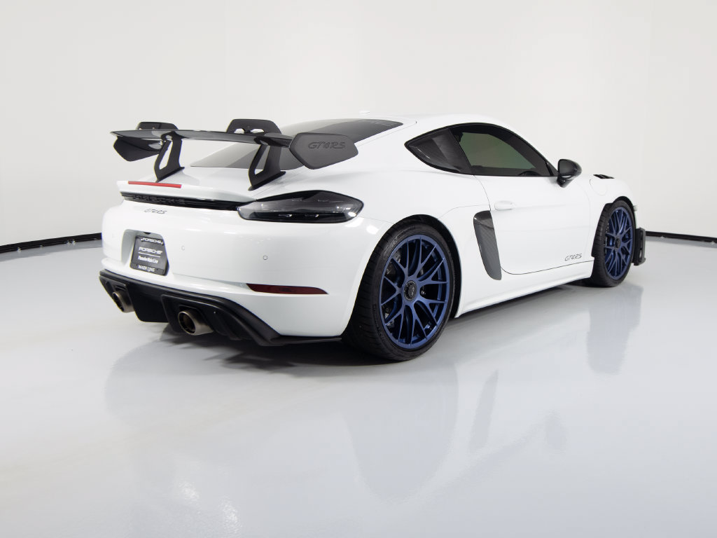 Certified 2025 Porsche 718 Cayman GT4 RS RWD image 10