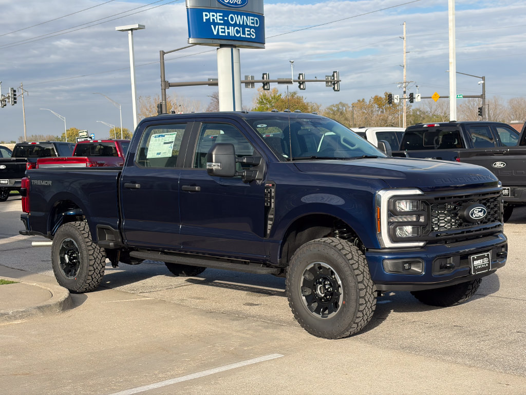 New 2027 Ford F350 XL w/ Tremor Off-Road Package AWD/4WD image 7