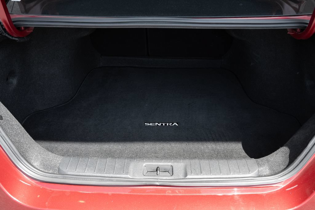 Used 2024 Nissan Sentra SV FWD image 37