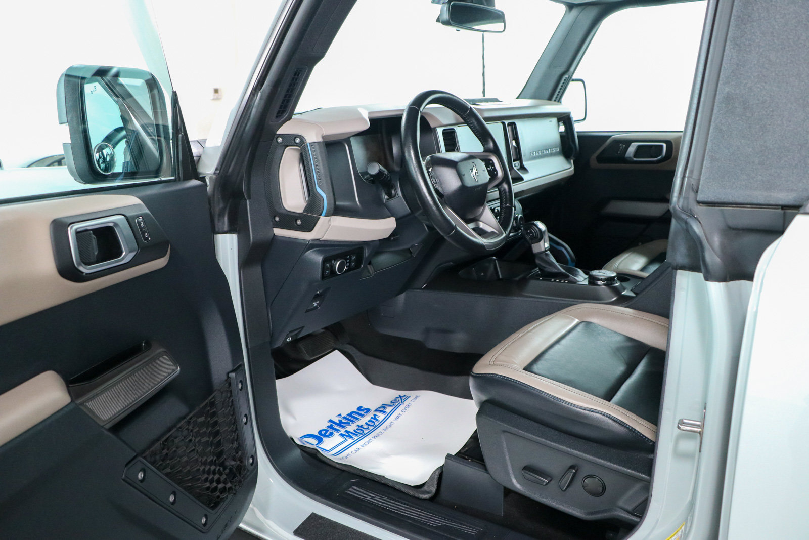 Used 2022 Ford Bronco Wildtrak AWD/4WD image 3