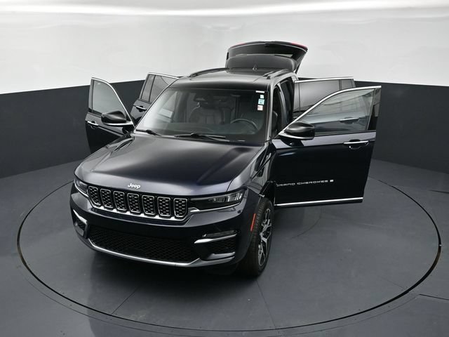 Used 2024 Jeep Grand Cherokee Summit AWD/4WD image 25