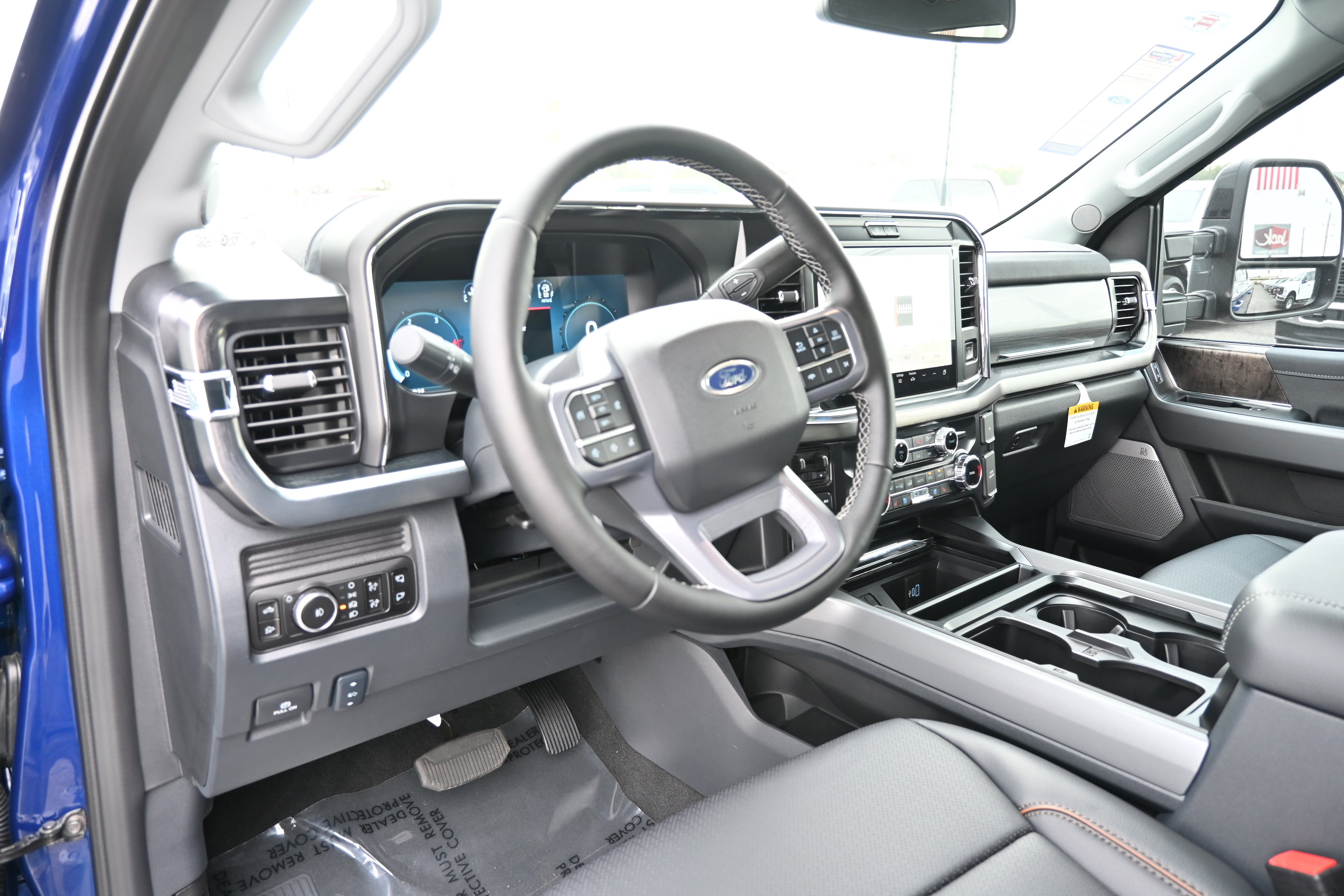 New 2026 Ford F250 Lariat w/ Black Appearance Package image 16