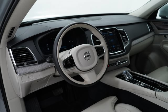 Used 2025 Volvo XC90 B6 Ultra w/ Lounge Package AWD/4WD image 15