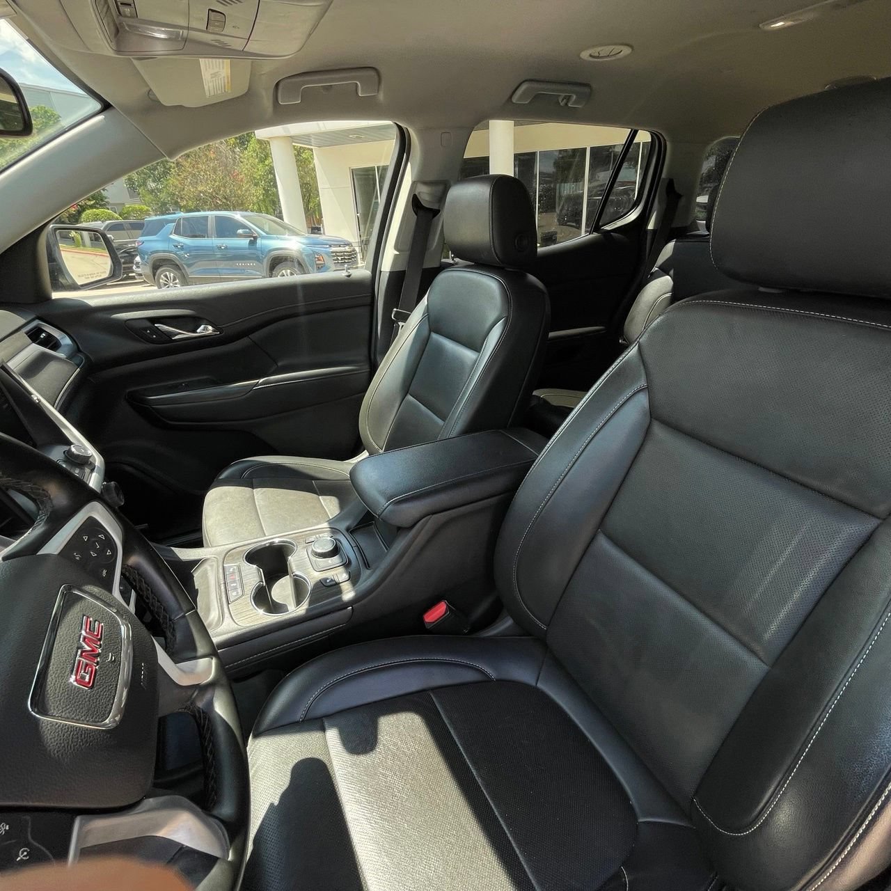 Certified 2023 GMC Acadia SLT FWD image 21