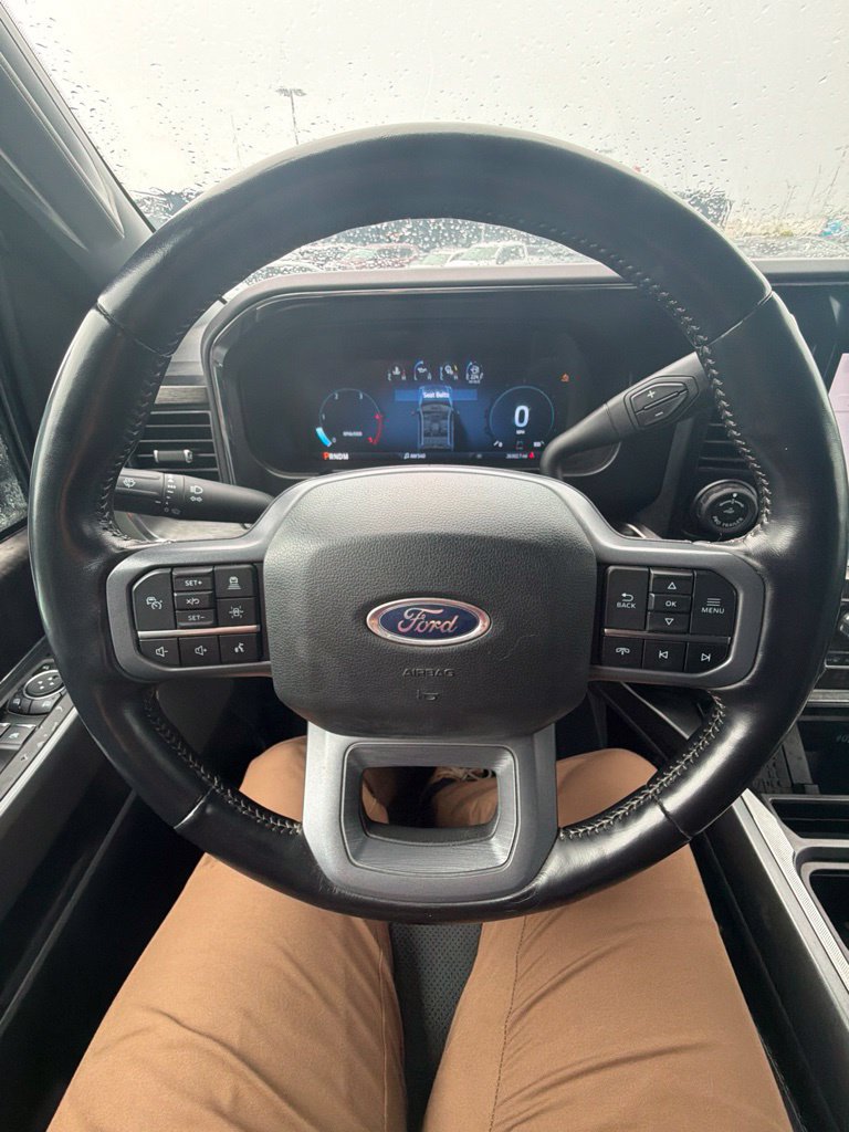 Used 2023 Ford F250 Lariat w/ Lariat Ultimate Package AWD/4WD image 14