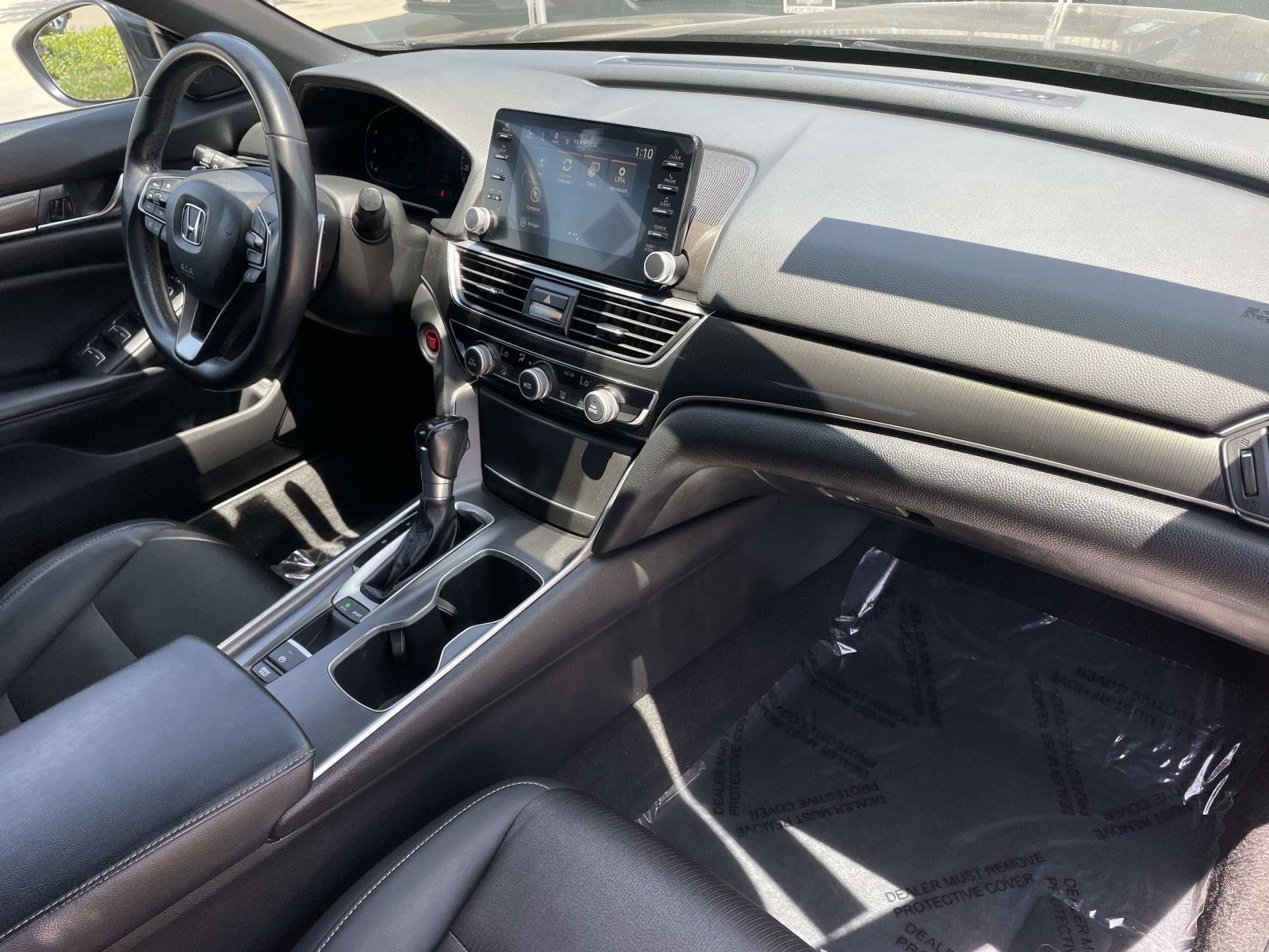 Used 2018 Honda Accord Sport image 22