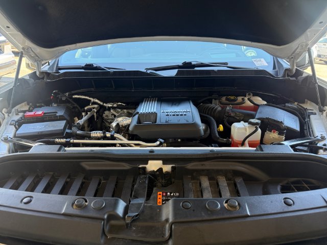 Used 2022 Chevrolet Silverado 1500 High Country w/ Technology Package AWD/4WD image 24