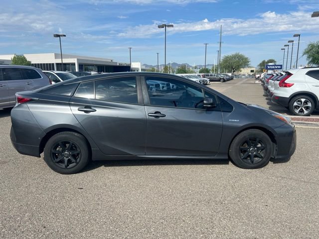 Used 2017 Toyota Prius Four w/ Advanced Technology Package FWD image 2