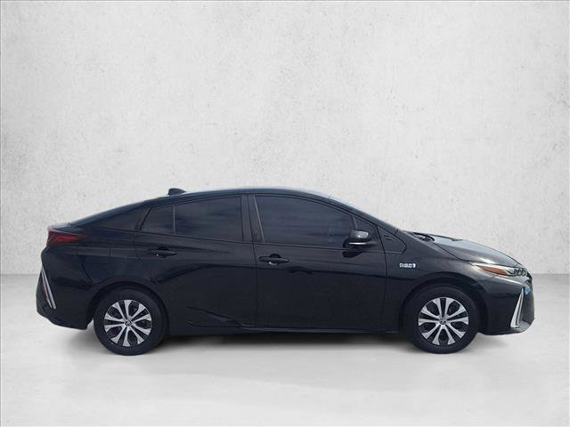 Certified 2022 Toyota Prius Prime XLE FWD image 4