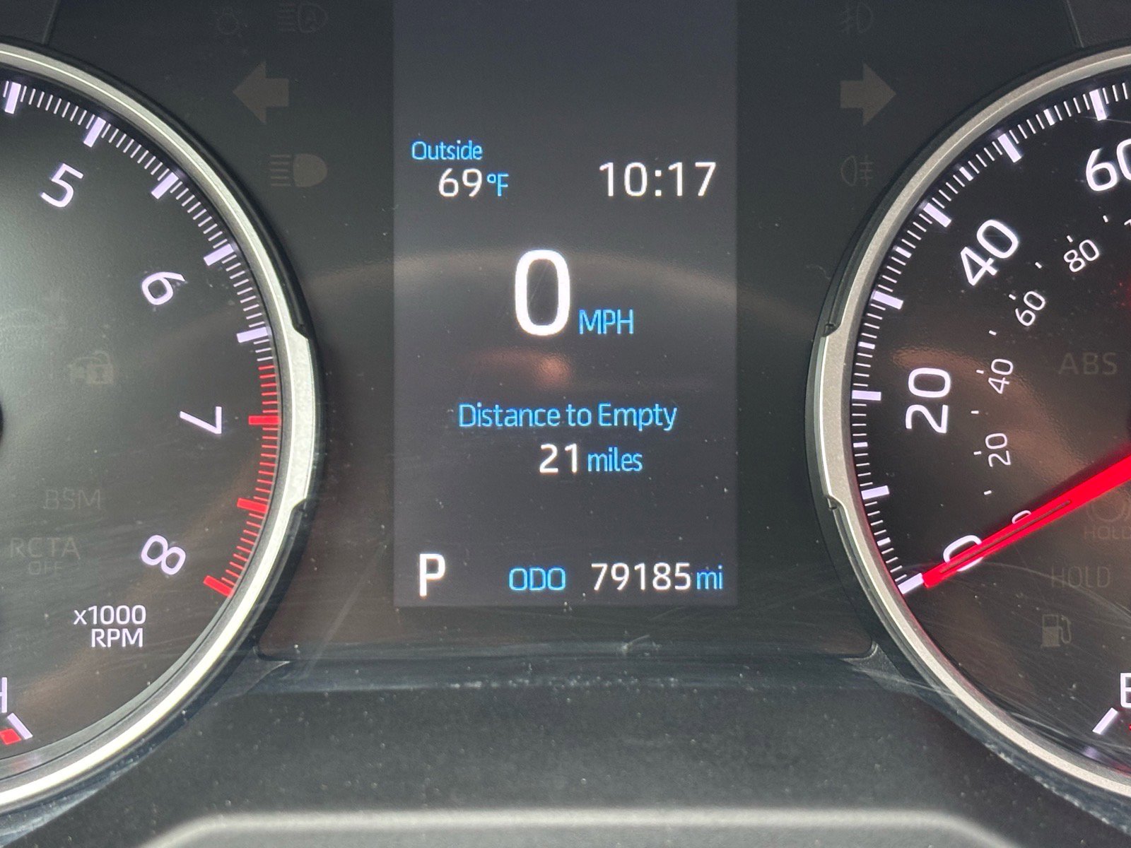 Used 2022 Toyota RAV4 LE FWD image 14