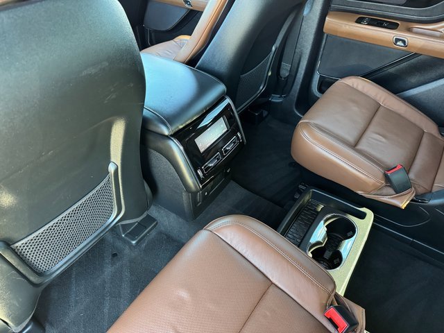 Used 2022 Lincoln Aviator Grand Touring w/ Equipment Group 301A image 18