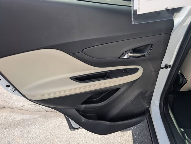 Used 2017 Buick Encore Essence image 11