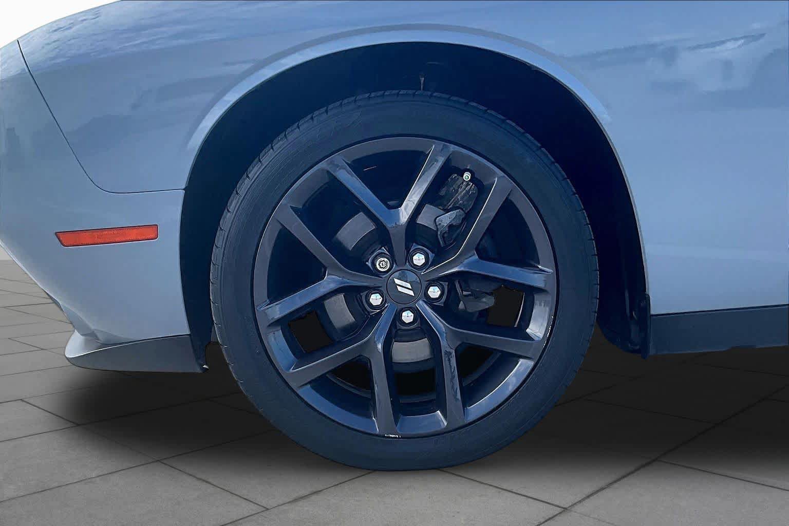 Used 2020 Dodge Challenger SXT w/ Blacktop Package RWD image 9