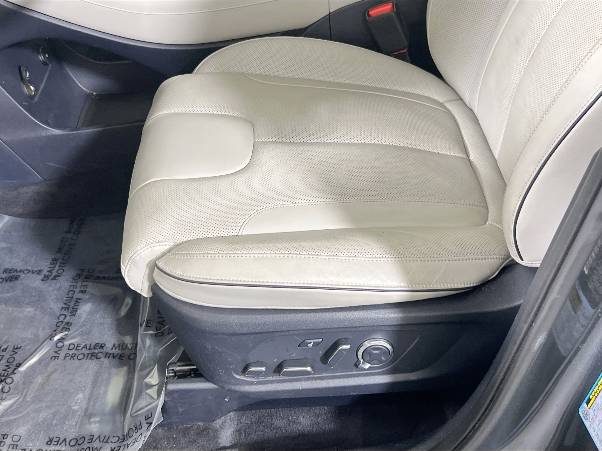 Used 2023 Hyundai Palisade Calligraphy image 20