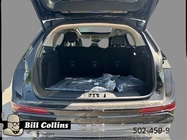 New 2024 Lincoln Corsair Grand Touring w/ Equipment Group 301A image 8