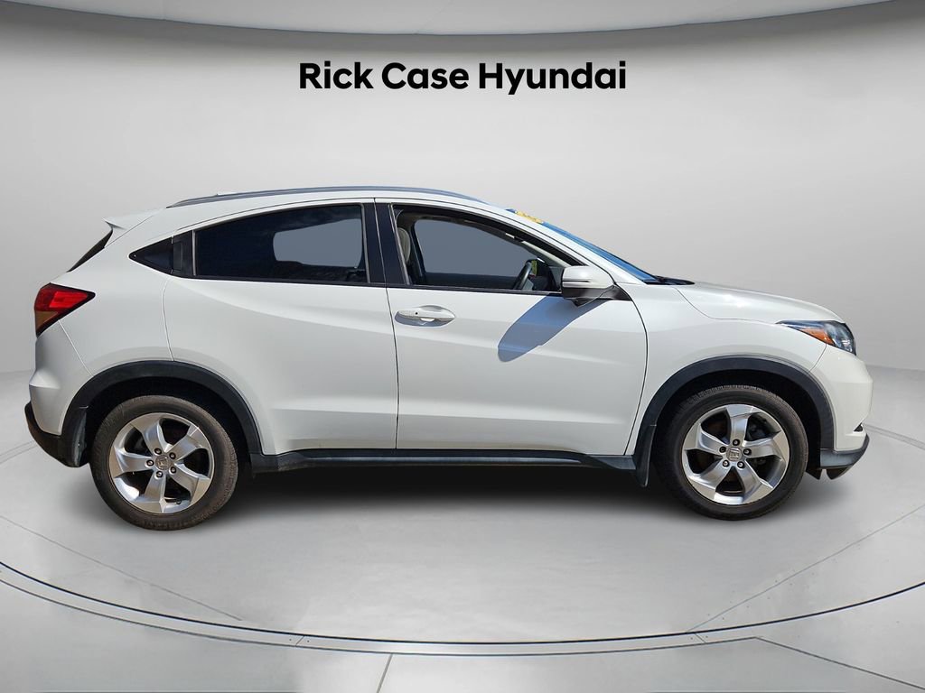 Used 2016 Honda HR-V EX-L image 4