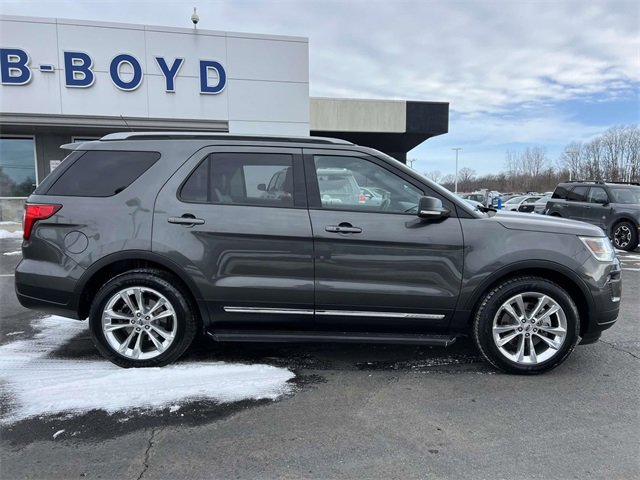 Certified 2018 Ford Explorer XLT w/ Equipment Group 202A image 8