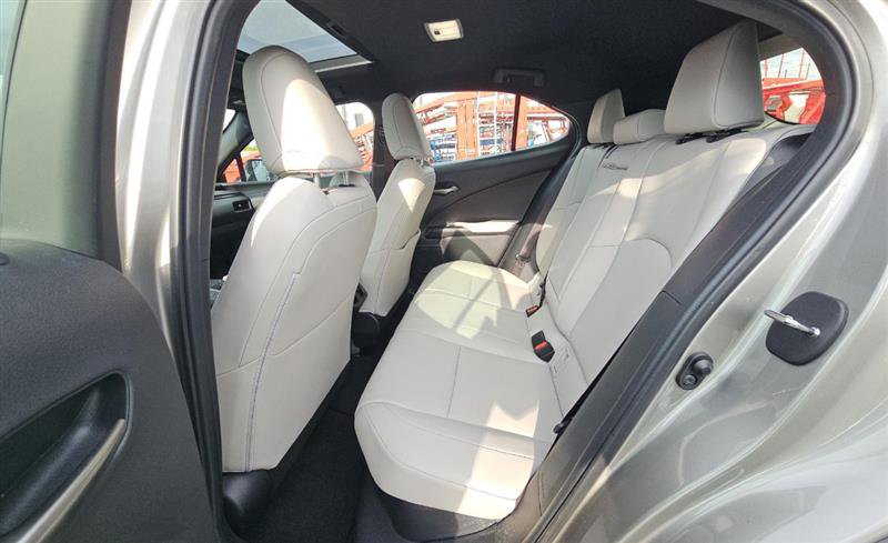 Used 2020 Lexus UX 250h w/ Premium Package AWD/4WD image 8