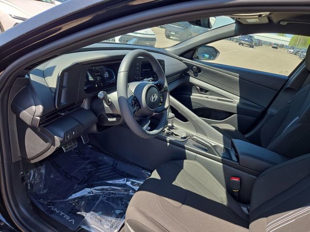 New 2026 Hyundai Elantra Sport FWD image 24