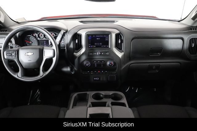 Used 2026 Chevrolet Silverado 1500 Custom w/ Turbomax Blackout Package RWD image 13