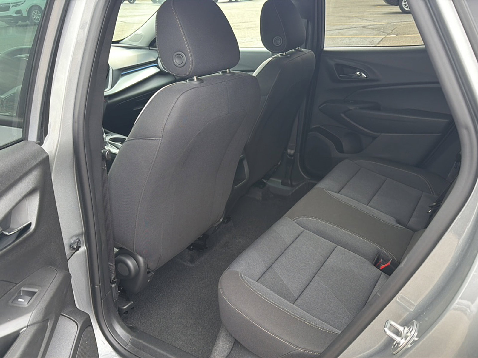 Used 2024 Chevrolet Trax LS w/ LS Convenience Package FWD image 15