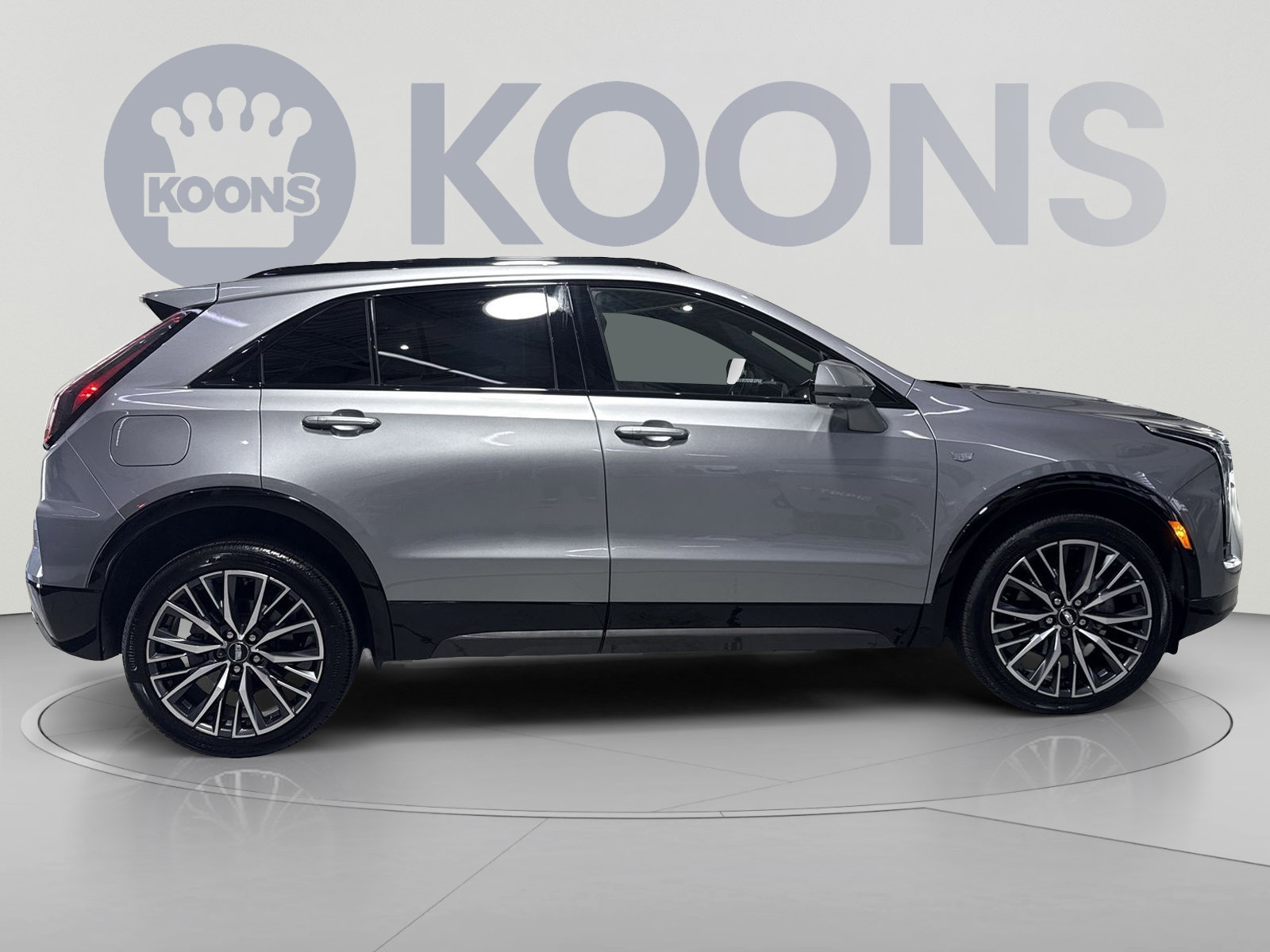 Used 2025 Cadillac XT4 Sport AWD/4WD image 12