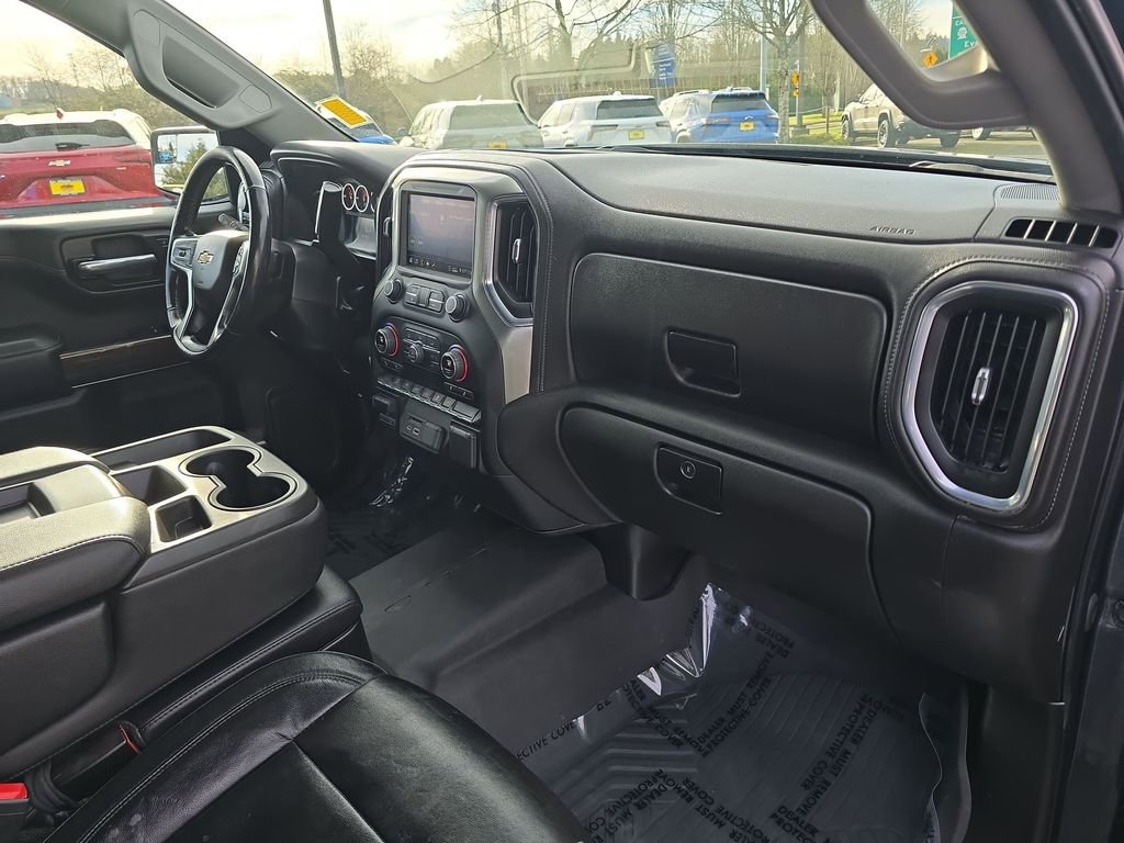 Certified 2020 Chevrolet Silverado 1500 LT w/ True North Edition image 30