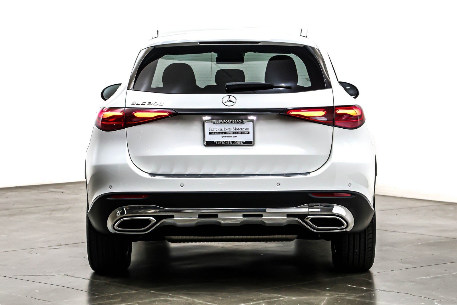 Certified 2025 Mercedes-Benz GLC 300 image 5