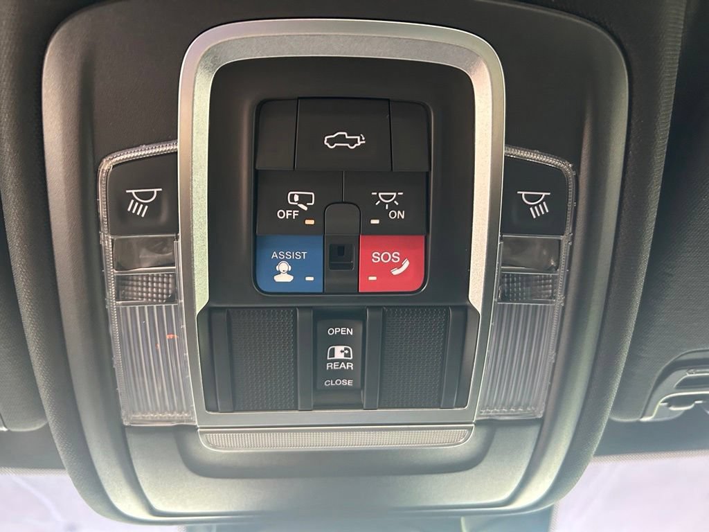 Used 2020 RAM 1500 Laramie RWD image 57