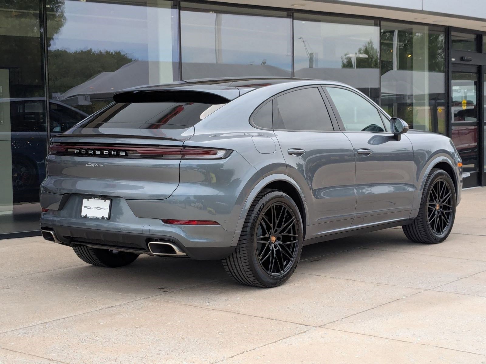 New 2026 Porsche Cayenne Coupe image 9