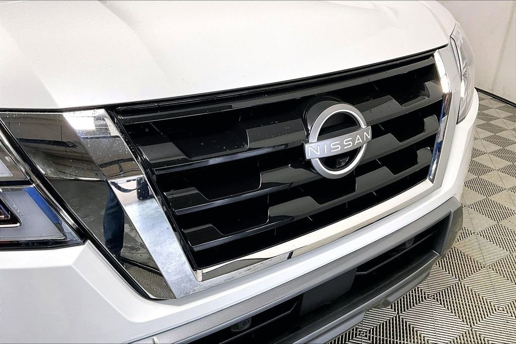 Used 2024 Nissan Armada SL w/ Cargo Package image 31