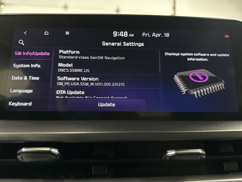 Used 2025 Kia Telluride S image 33