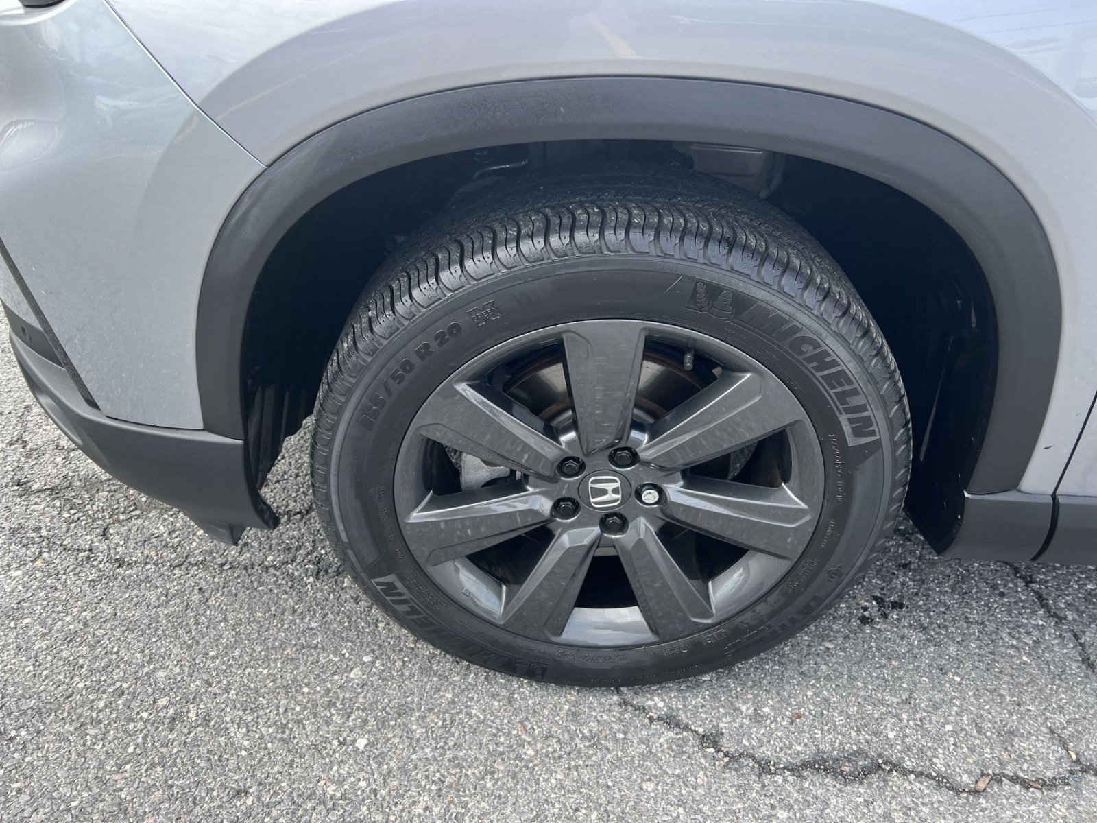 Used 2023 Honda Pilot Sport image 12