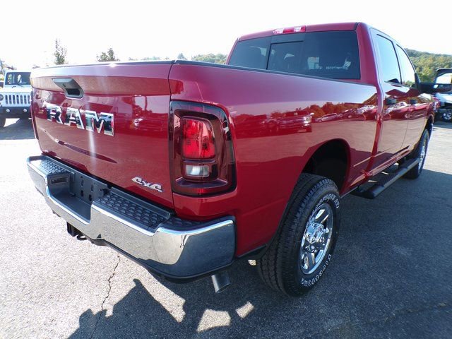 New 2026 RAM 3500 Tradesman AWD/4WD image 4