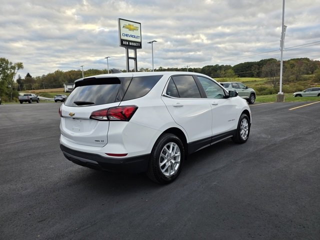 Used 2023 Chevrolet Equinox LT image 4
