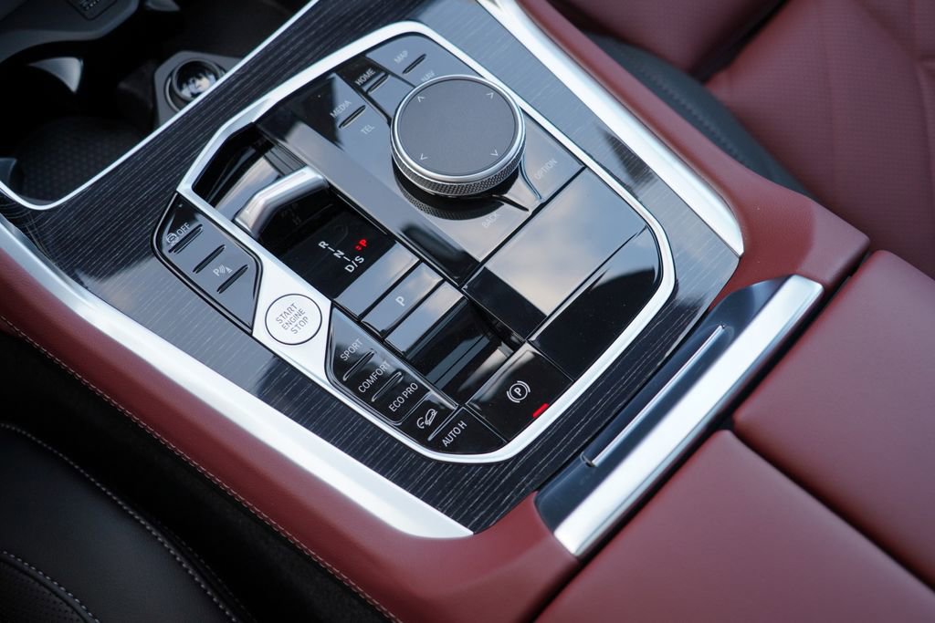 New 2026 BMW X6 xDrive40i w/ Premium Package AWD/4WD image 17