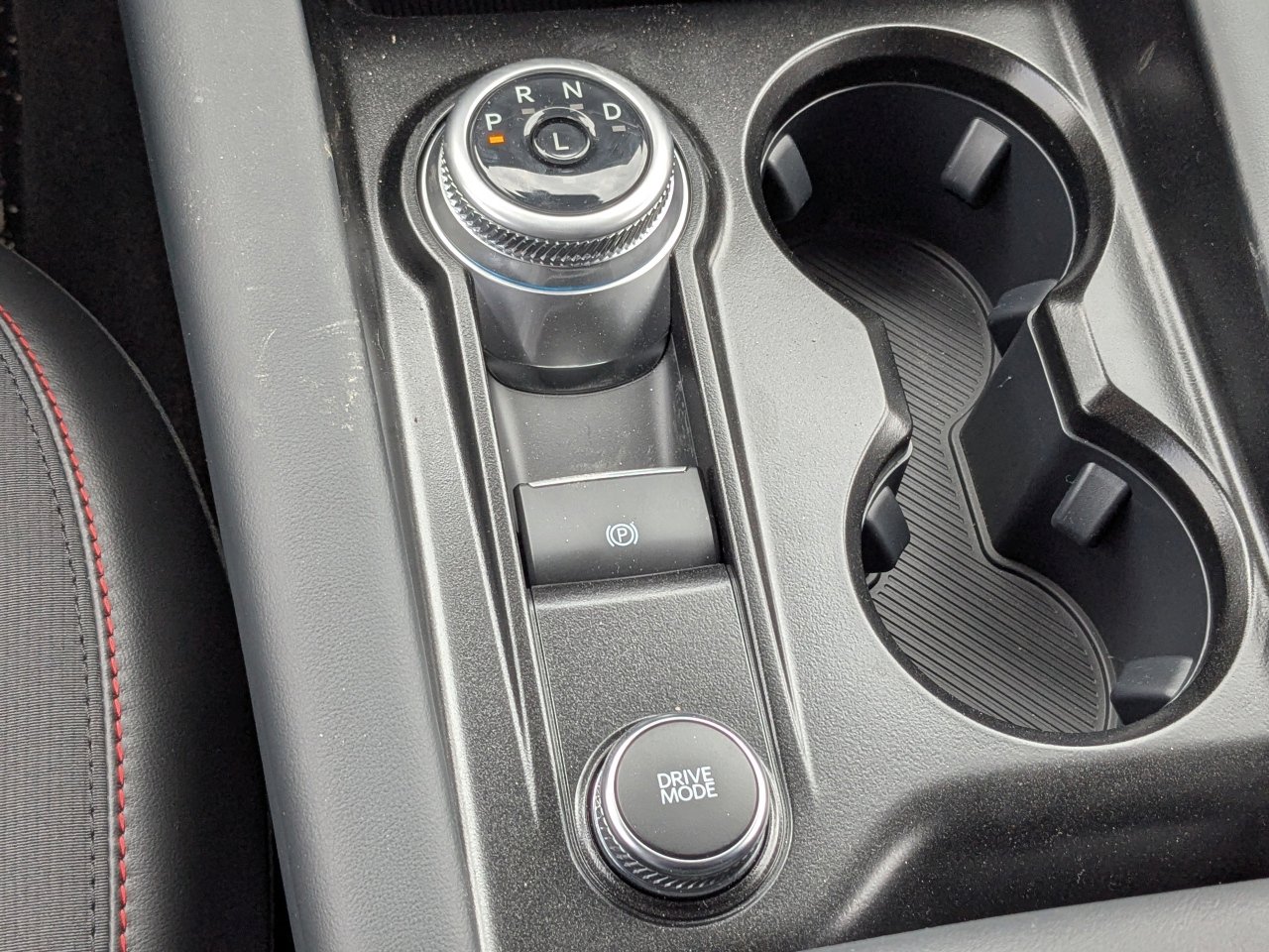 New 2026 Ford Explorer ST-Line w/ ST-Line Street Pack image 22