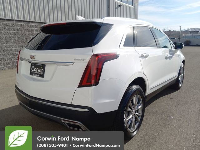 Used 2021 Cadillac XT5 Premium Luxury image 3