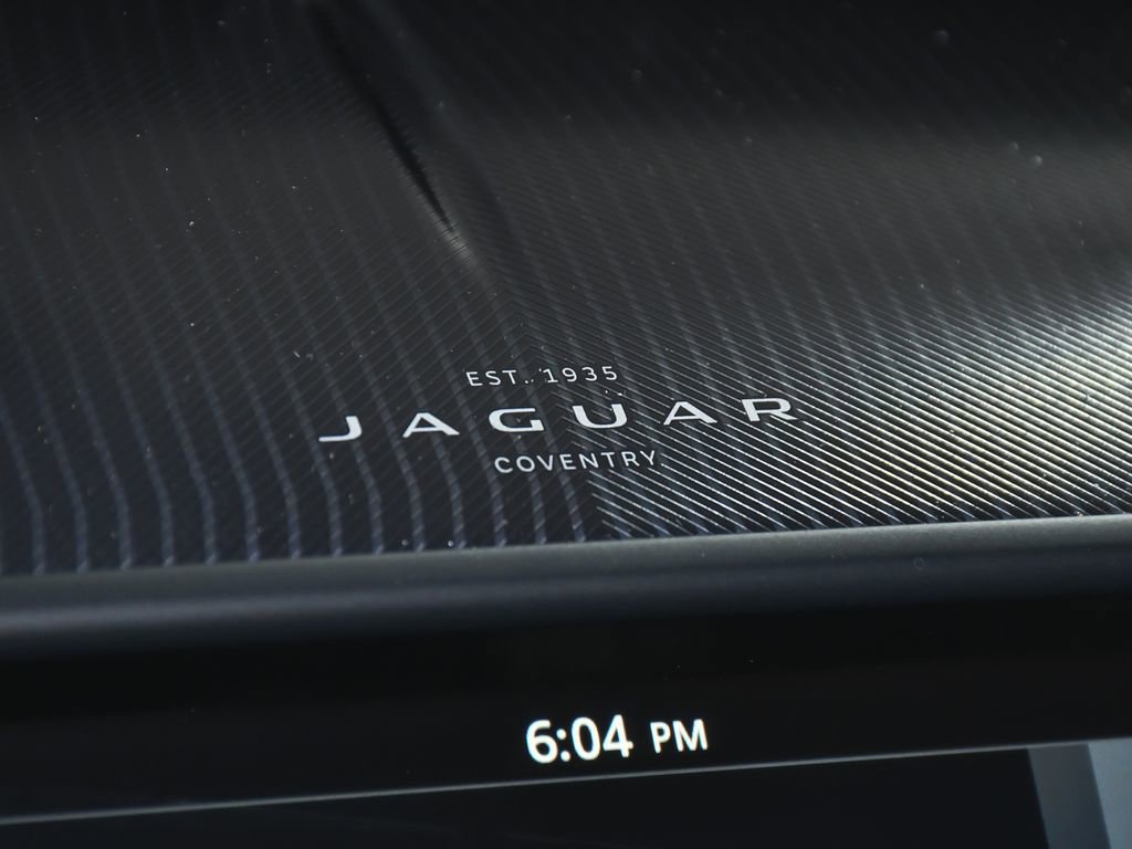 Used 2024 Jaguar F-TYPE R-Dynamic RWD image 33
