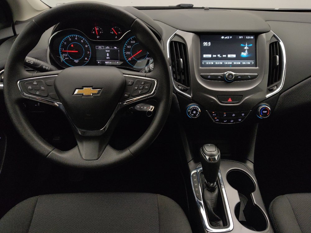 Used 2018 Chevrolet Cruze LT FWD image 22