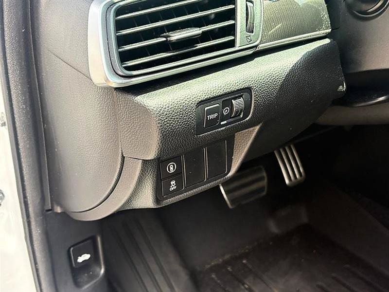 Used 2022 Honda Accord Sport image 15