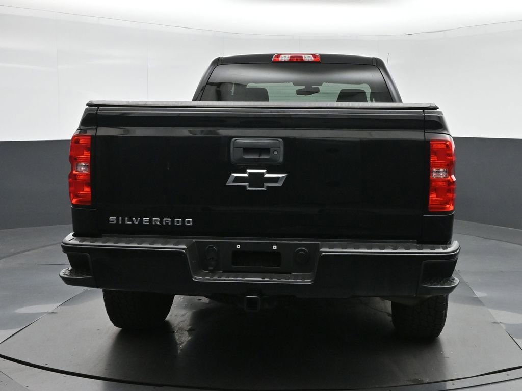 Used 2018 Chevrolet Silverado 1500 Custom w/ Custom Value Package AWD/4WD image 6