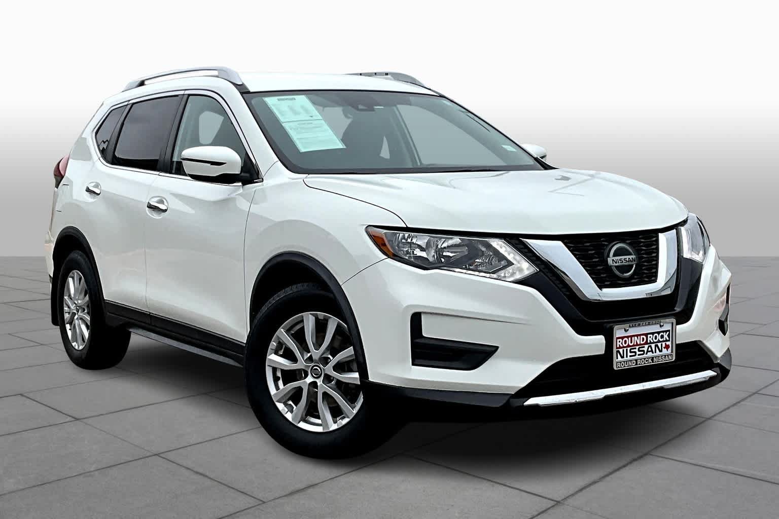 Used 2019 Nissan Rogue SV FWD image 3
