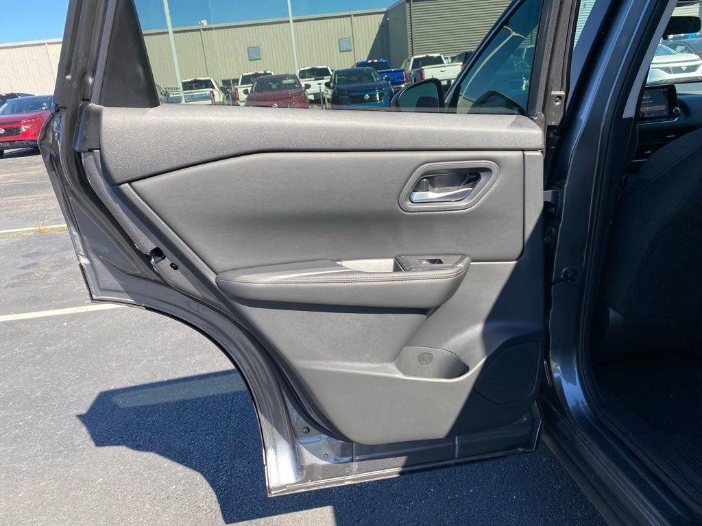 New 2026 Nissan Rogue SV image 15