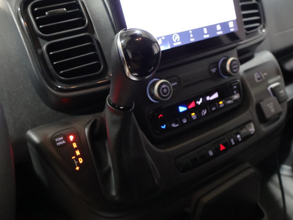 Used 2025 RAM ProMaster 2500 w/ Premium Convenience Group FWD image 25