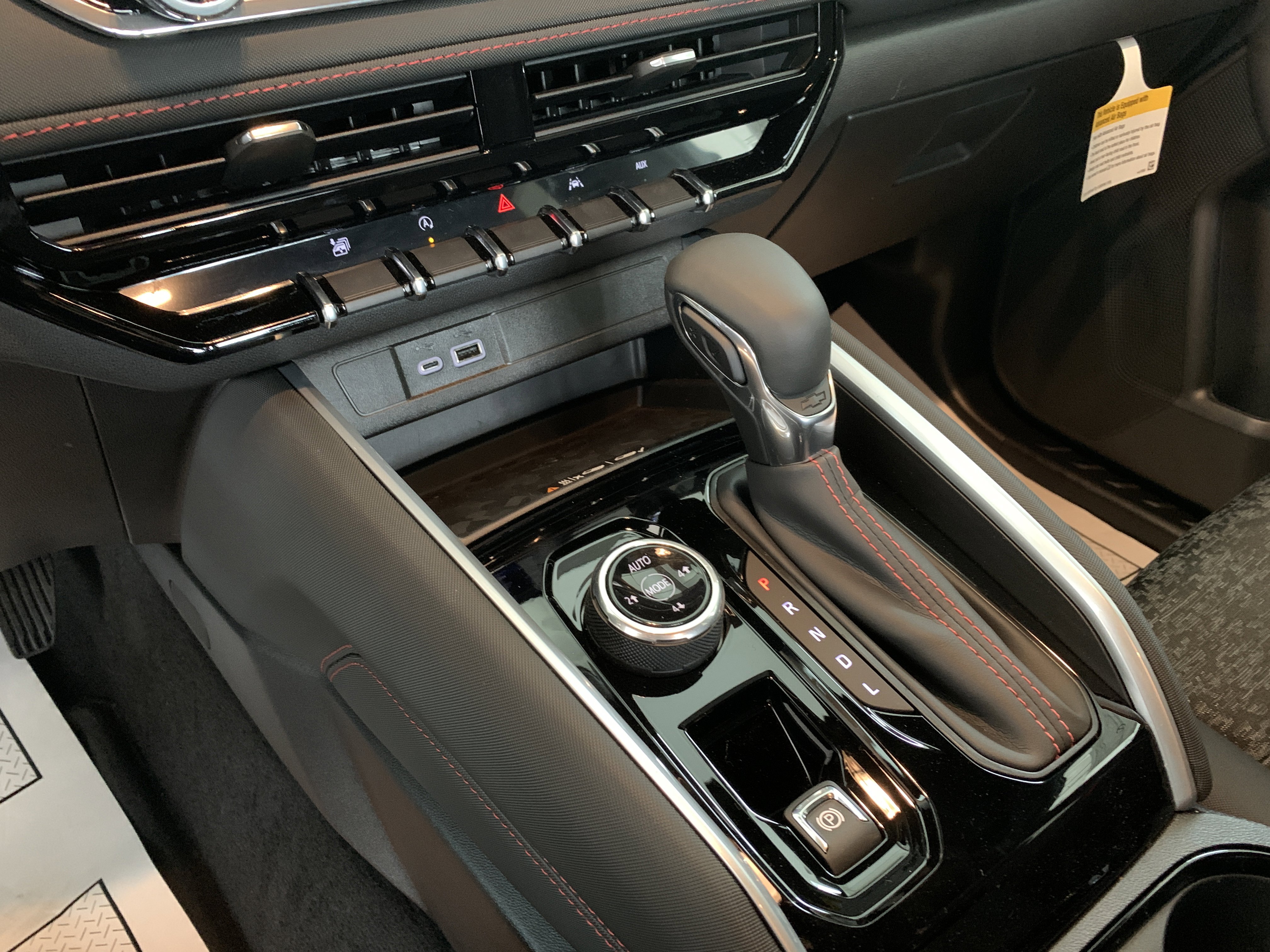 New 2025 Chevrolet Colorado Z71 w/ Technology Package image 30