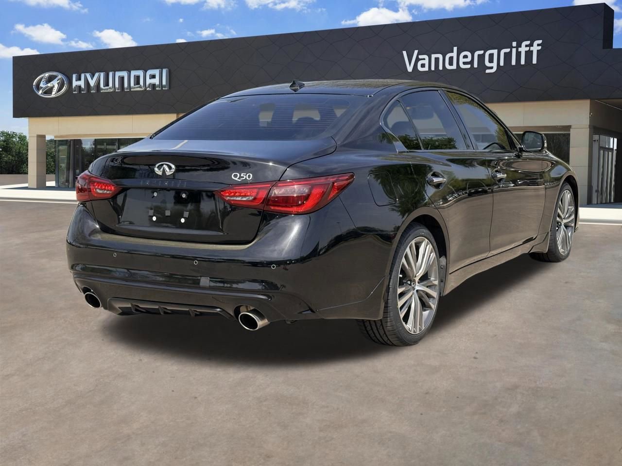 Used 2023 INFINITI Q50 Sensory image 12