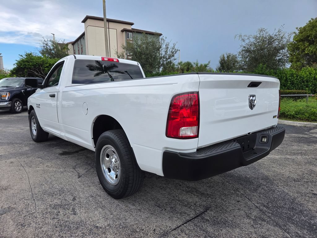 Used 2018 RAM 1500 Express RWD image 12