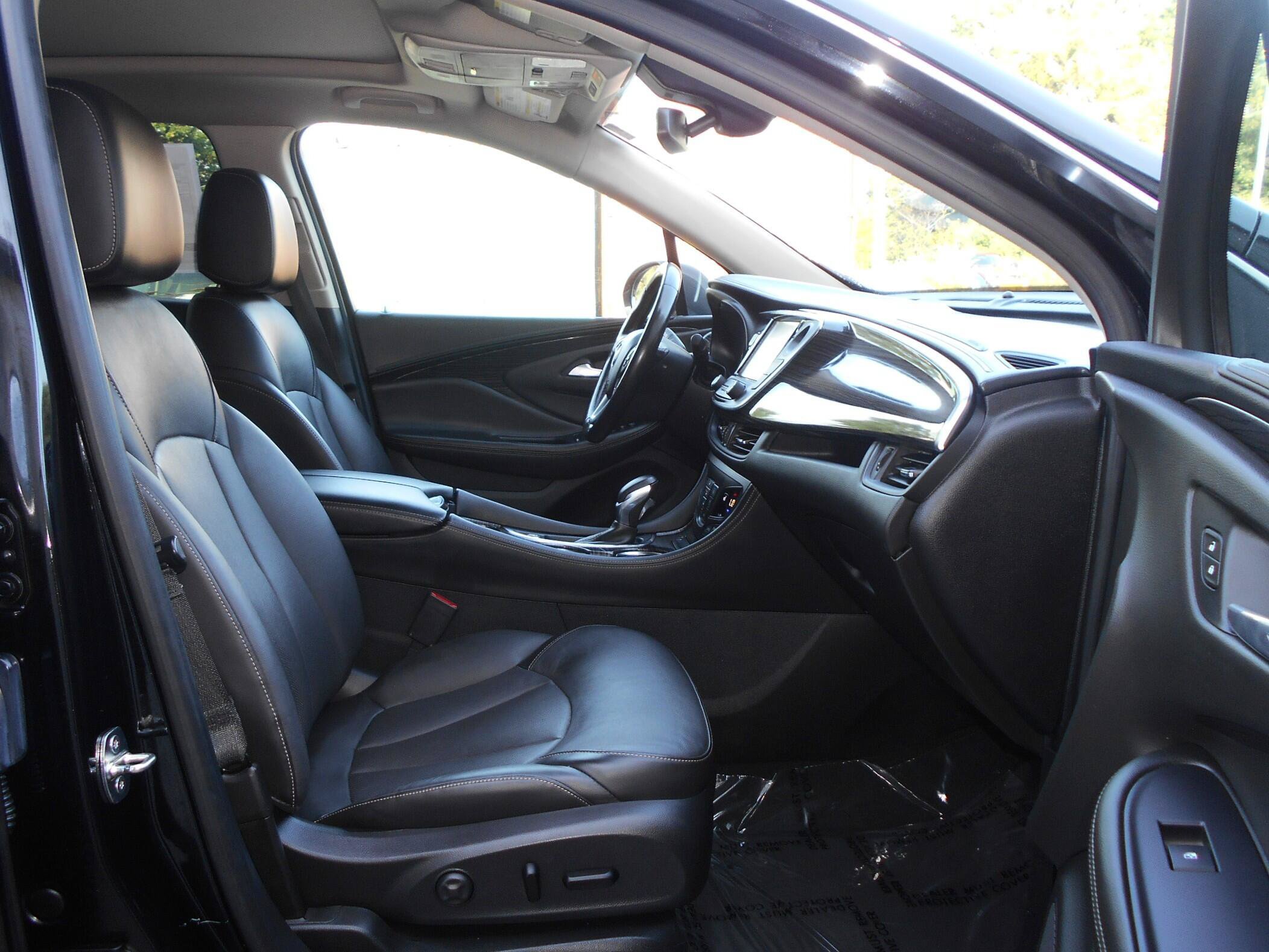 Used 2017 Buick Envision Premium AWD/4WD image 27