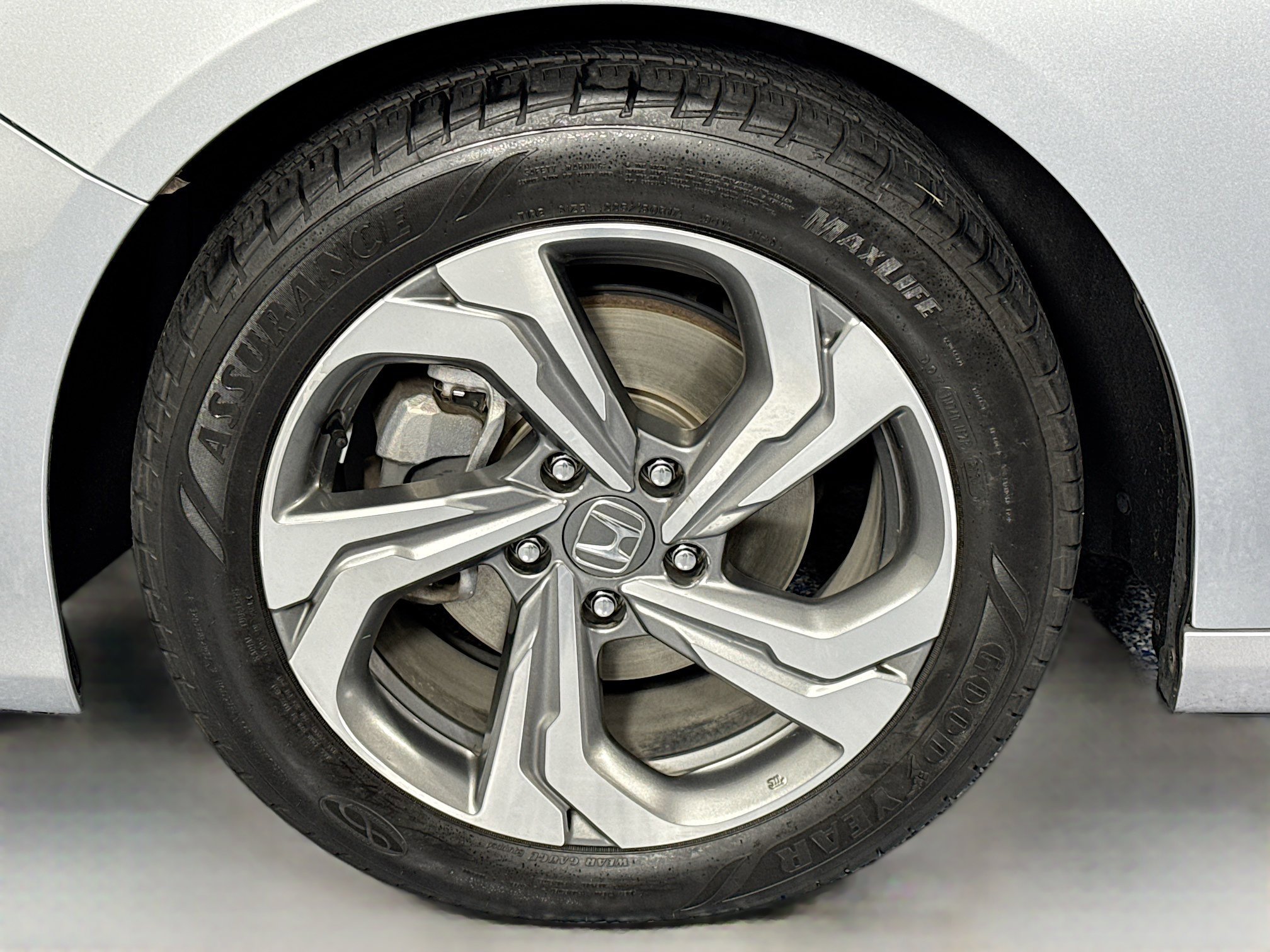 Certified 2019 Honda Accord EX image 30